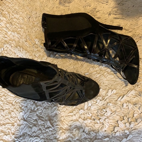 Givenchy Laser BirdCage Cut Out Ankle boot heels - Picture 7 of 15